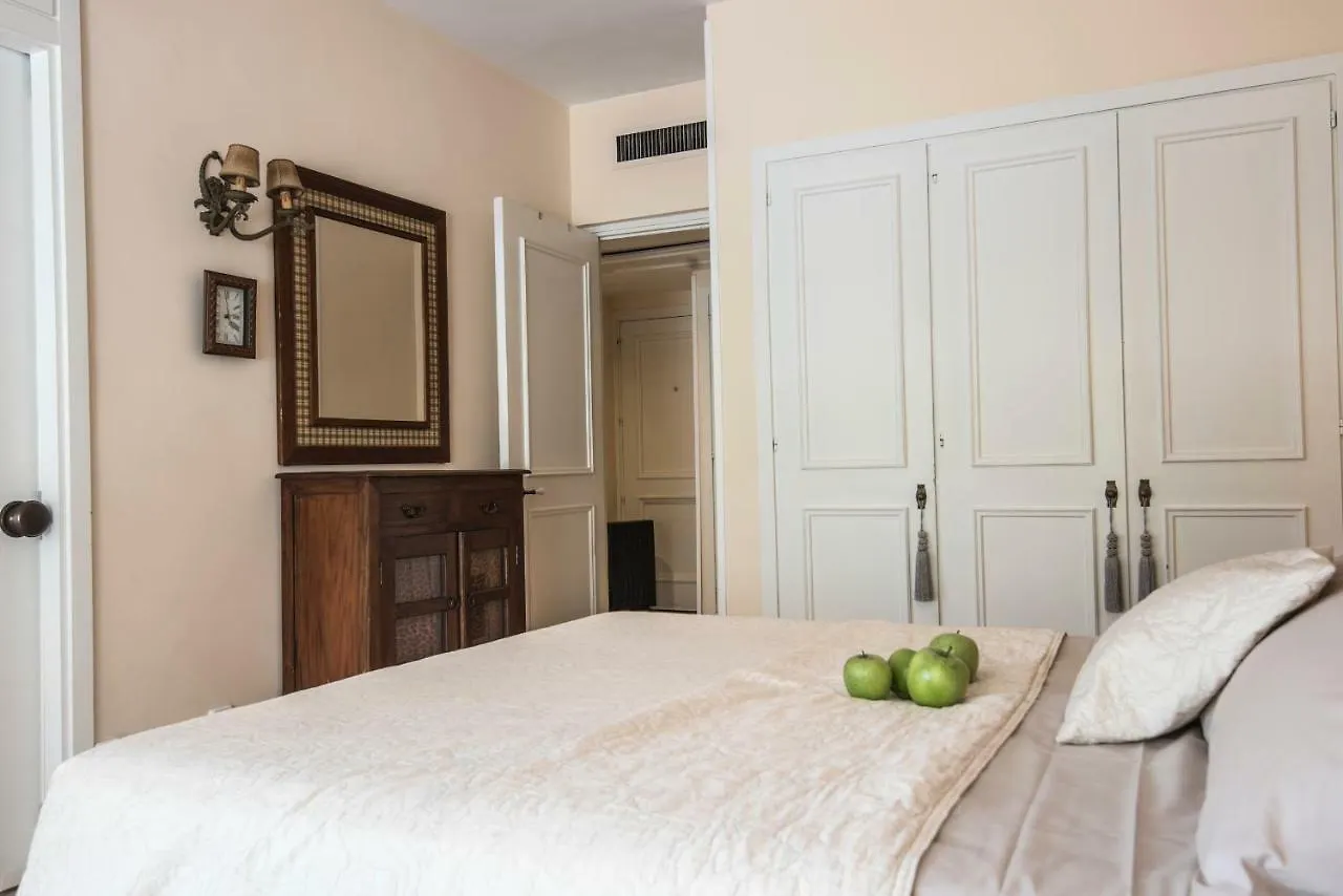 Apartamento Jardines del Mar Marbella